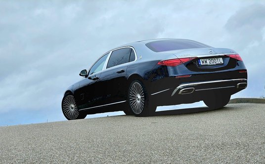 Mercedes-Maybach S580