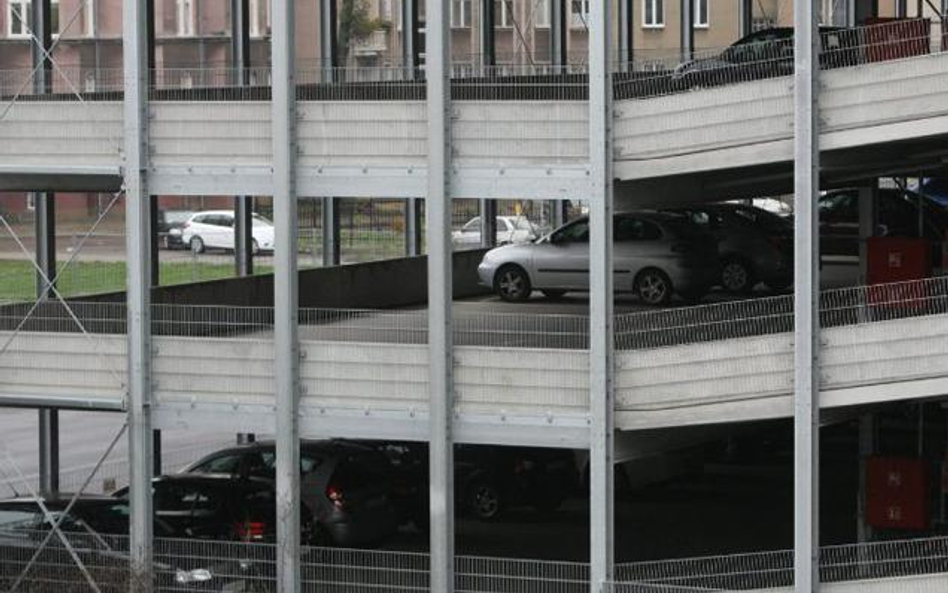 Wykonawcy nowych parkingów mają być znani na przełomie tego i przyszłego roku.