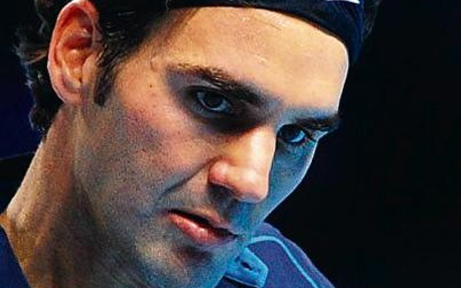 Roger Federer broni w Londynie zwycięstwa wywalczonego przed rokiem. Sukces byłby tym cenniejszy, że