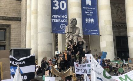 Na ulice polskich miast ponownie wyszedł Młodzieżowy Strajk Klimatyczny