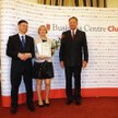 Od lewej Jacek Kapica – podsekretarz stanu w Ministerstwie Finansów, Renata Sulęta – naczelnik Urzęd