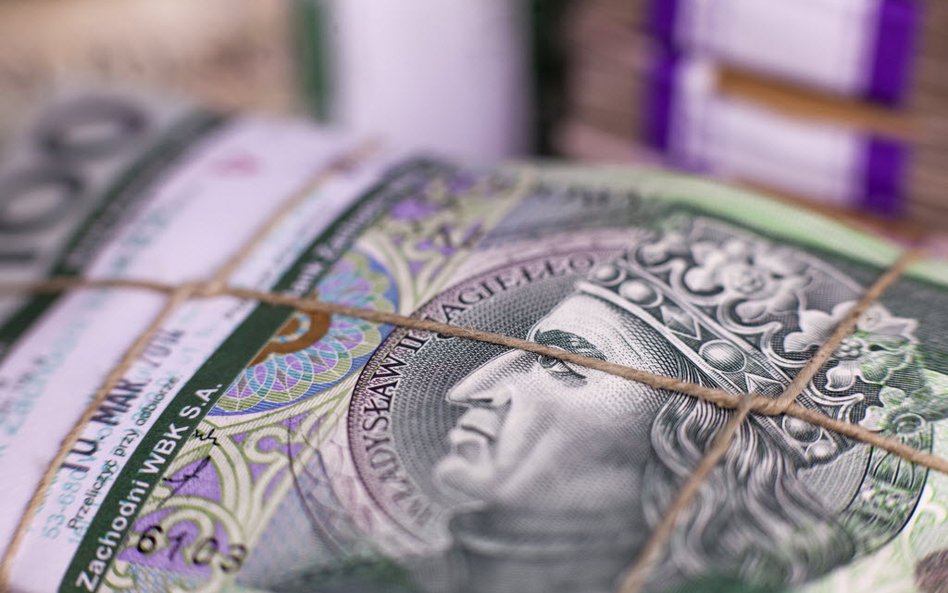 Depozyty roczne. Średnie oprocentowanie wynosi teraz 3,27 proc. w skali roku. Jest o 0,2 pkt proc. n