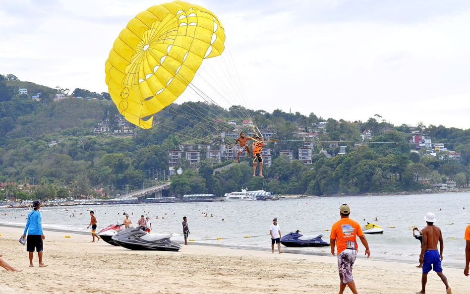 Phuket wpuści zaszczepionych bez kwarantanny, ale nie od razu