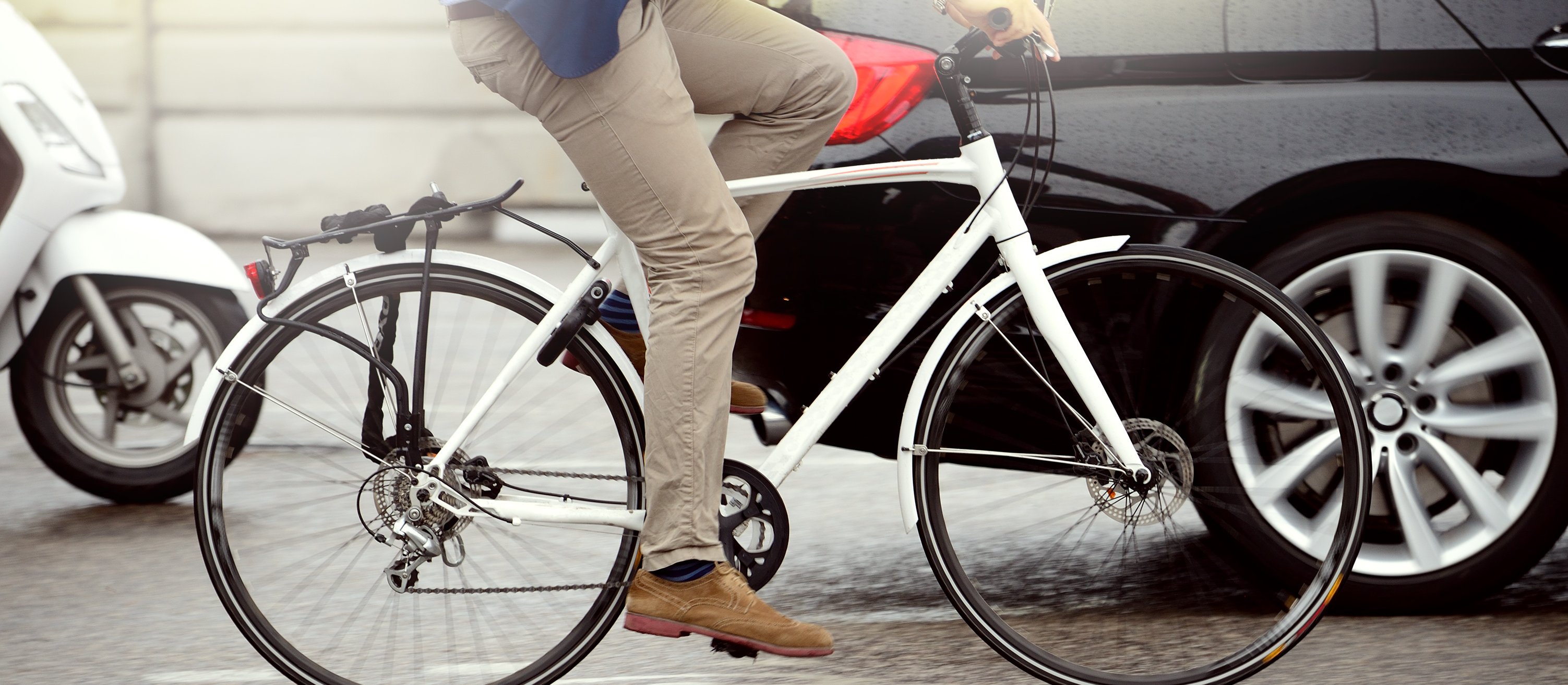 Rower w mieście wygrywa z samochodem i komunikacją publiczną