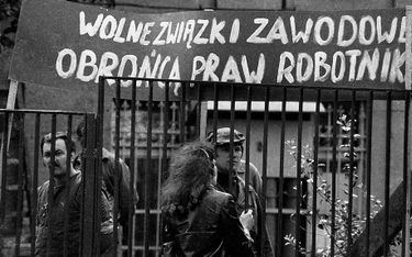 Strajk w Stoczni Szczecińskiej im. Adolfa Warskiego rozpoczął się 18 sierpnia. Robotnicy domagali si