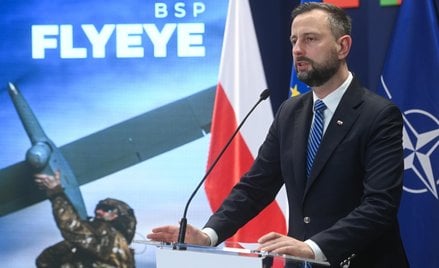 Wicepremier, minister obrony narodowej Władysław Kosiniak-Kamysz podczas podpisania umowy wykonawcze