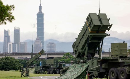 Tajwański system obrony powietrznej Patriot rozmieszczony w parku podczas corocznych ćwiczeń Han Kua