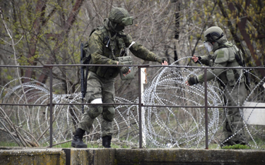 Rosyjscy żołnierze w Ługańsku