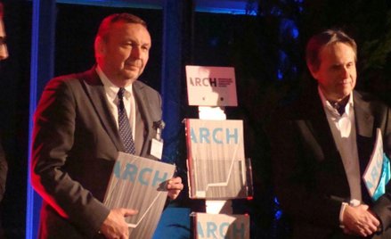 "Arch" promują Jerzy Grochulski i Mariusz Ścisło, poprzedni i nowy Prezes SARPu