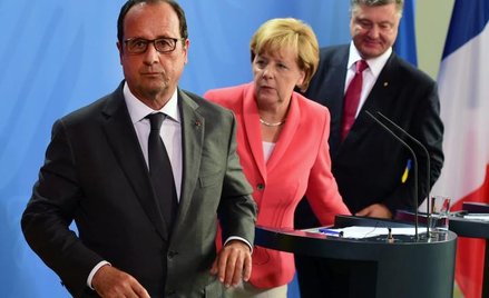 Petro Poroszenko postawił na współpracę z prezydentem Francji i kanclerz Niemiec, pomijając przywódc