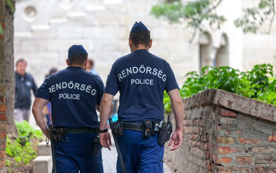 Materiały wybuchowe w kilkudziesięciu szkołach? Węgierska policja bada sprawę
