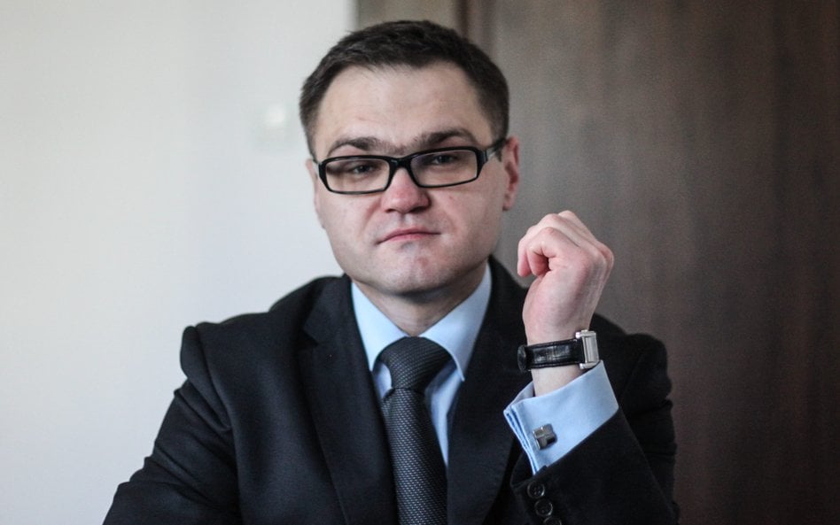 Mecenas Rafał Rogalski (sesja zdjęciowa z 2013 roku)