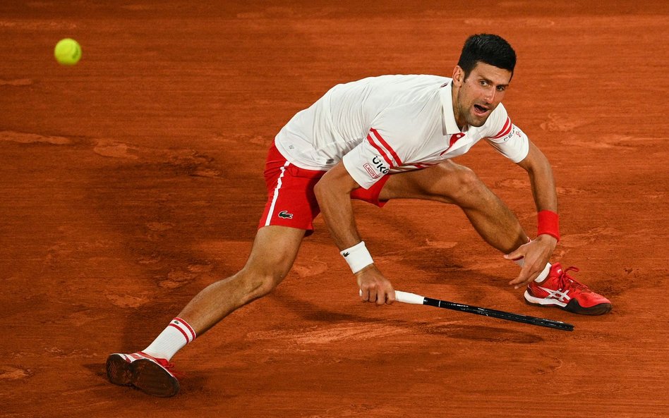 Trzęsienie ziemi w Paryżu: Djoković wygrał z Nadalem