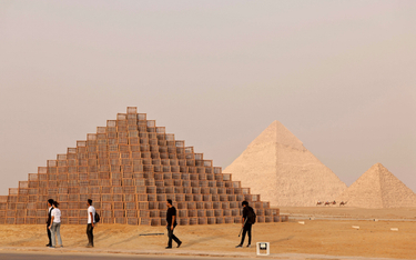 W Egipcie wyrosła nowa piramida. Rusza nietypowa wystawa na pustyni