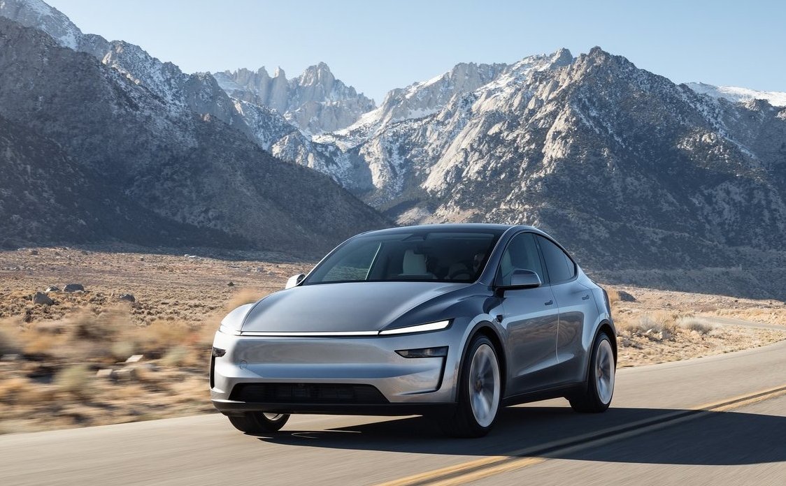 Chińskie marki szturmują rynek aut elektrycznych w Polsce. Tesla traci przewagę