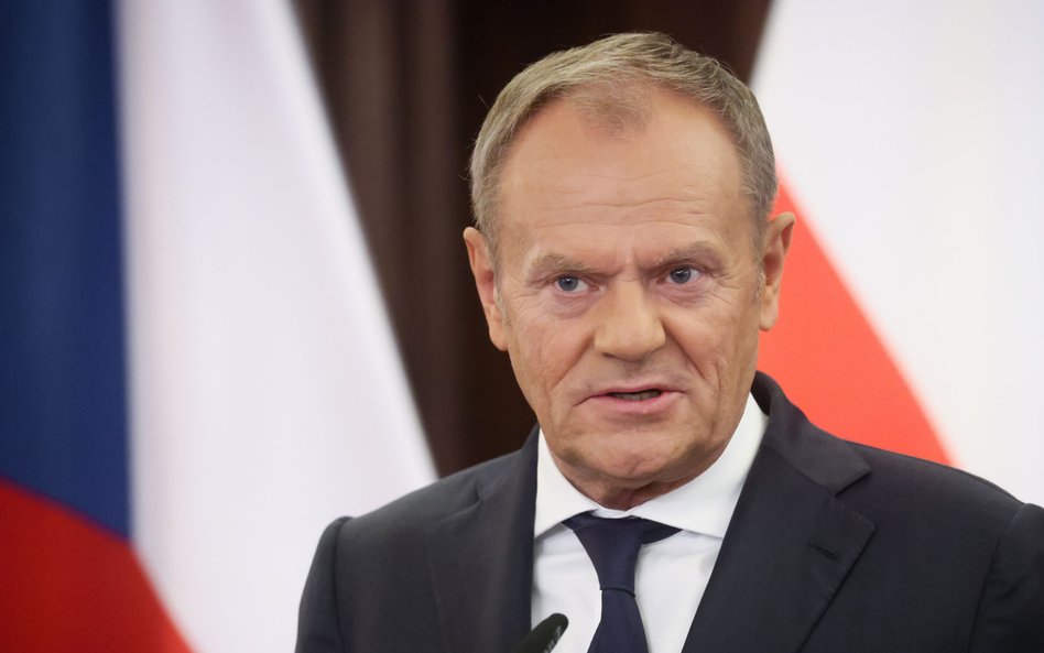 Premier Donald Tusk na wspólnej konferencji prasowej z premierem Czech Petrem Fialą