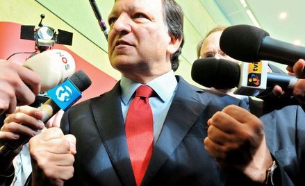 Barroso rozmawia z dziennikarzami przed spotkaniem z socjalistami i demokratami