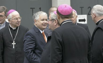 Kościół w szponach polityki