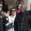 Richard Overton (w środku) na zdjęciu z 2013 roku w czasie obchodów Dnia Weterana w Arlington w Wirg