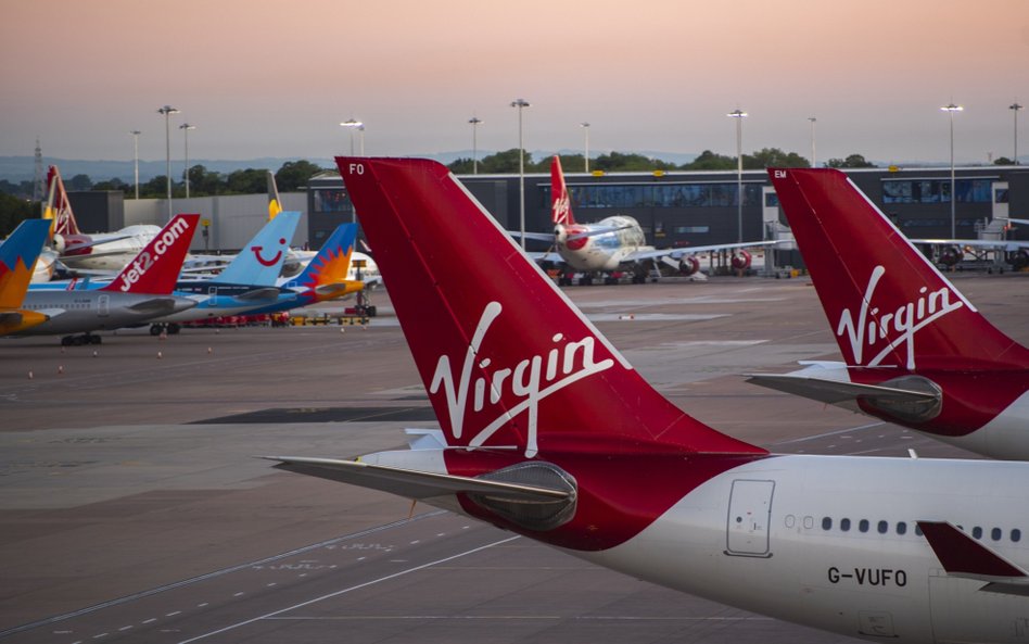 Virgin Atlantic pozwoli stewardom zakładać spódnice. „Stroje bez względu na płeć”