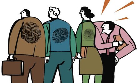 Wrażliwe dane o pracowniku w przeciążonych teczkach personalnych