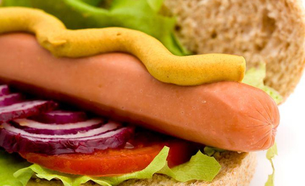Ostrożnie z hot dogami