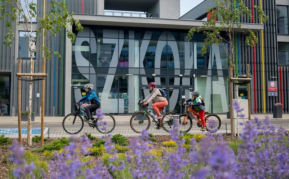 Przedsiębiorcy turystyczni z ulgą o zapowiedzi premiera w sprawie wycieczek szkolnych