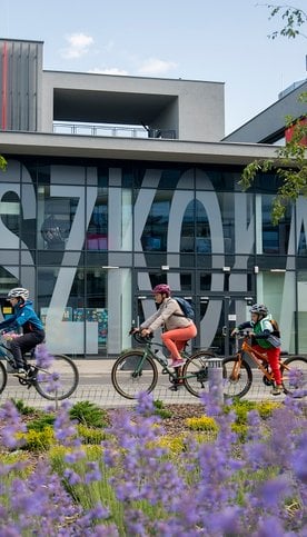 W stołecznych przedszkolach, szkołach i placówkach oświatowych pracuje ponad 30 tys. nauczycieli ora