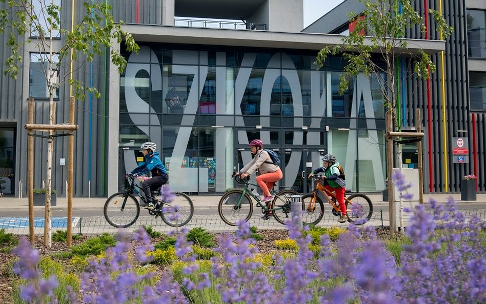 Przedsiębiorcy turystyczni z ulgą o zapowiedzi premiera w sprawie wycieczek szkolnych