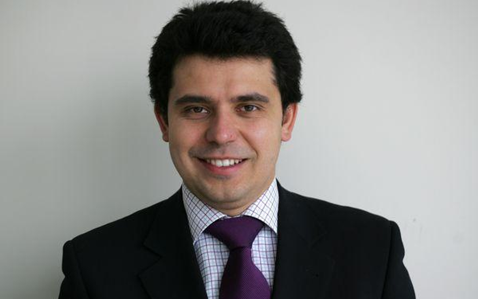 Adam Kurowski, Zarządzający AXA OFE