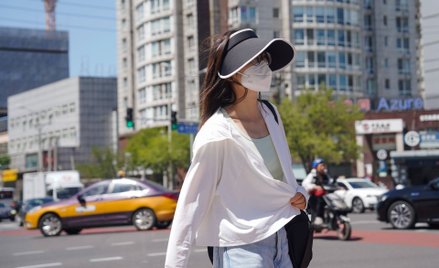 Obostrzenia w Chinach zniesiono gwałtownie w grudniu 2022 roku