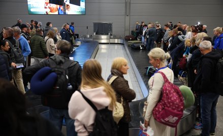 Część Polaków wracających z regionu objętego konfliktem zbrojnym wylądowała na lotnisku w Katowicach