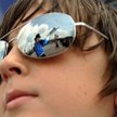 Promieniowanie słoneczne jest najgroźniejsze dla oczu pomiędzy godziną 10 a 14