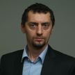 Polityka, ingerując w giełdę, szkodzi rynkowi