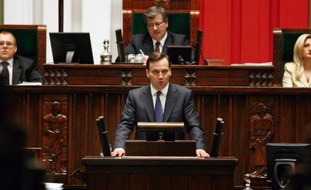 Ostry spór o dyplomację bez prezydenta