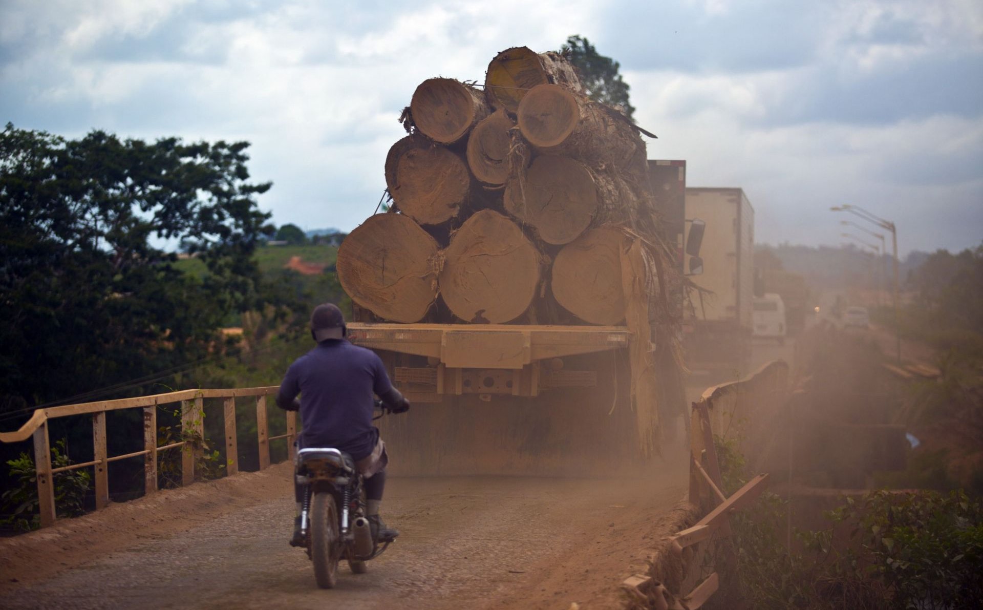 Szczyt klimatyczny w ogniu krytyki. Wzrost cen o 9662 procent