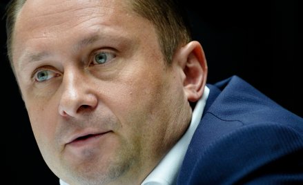 Żeby w 140 znakach pomieścić małego, zakompleksionego psychola i wezwanie do walki z hejtem, to trze