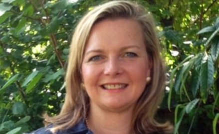 Wielka Brytania: Konserwatyska powiązana z kościołem, który "leczy gejów" i "wypędza demony"