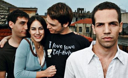 Spektakl Andrzeja Pakuły został zainspirowany filmem Eytana Foksa z 2006 roku