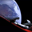 Czerwony samochód Elona Muska w drodze na Marsa. Jak wypadł test Falcon Heavy?