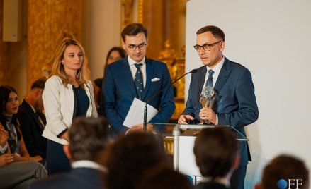 Złoty medal olimpiady informatycznej, eksperyment na Międzynarodowej Stacji Kosmicznej i wolontariat