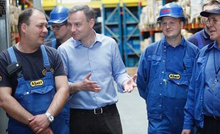 Andrzej Duda odwiedził w środę fabrykę śrubek w Piastowie