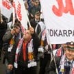 Związkowcy manifestują w Warszawie