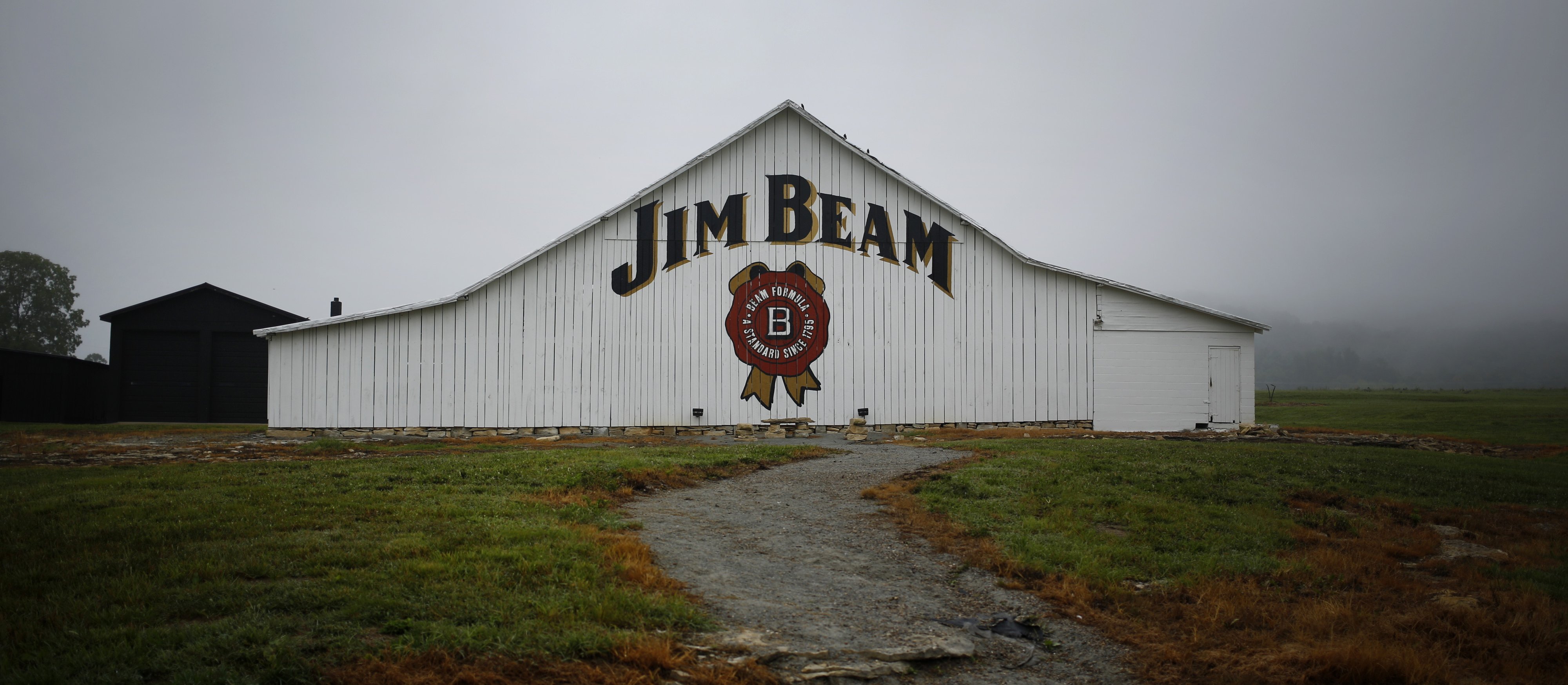 Jim Beam zamyka główną destylarnię. Amerykański bourbon w tarapatach