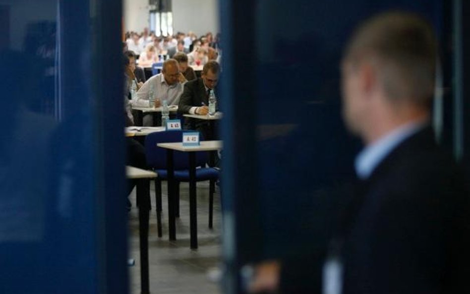 Testy z procedury karnej do egzaminu na aplikacje