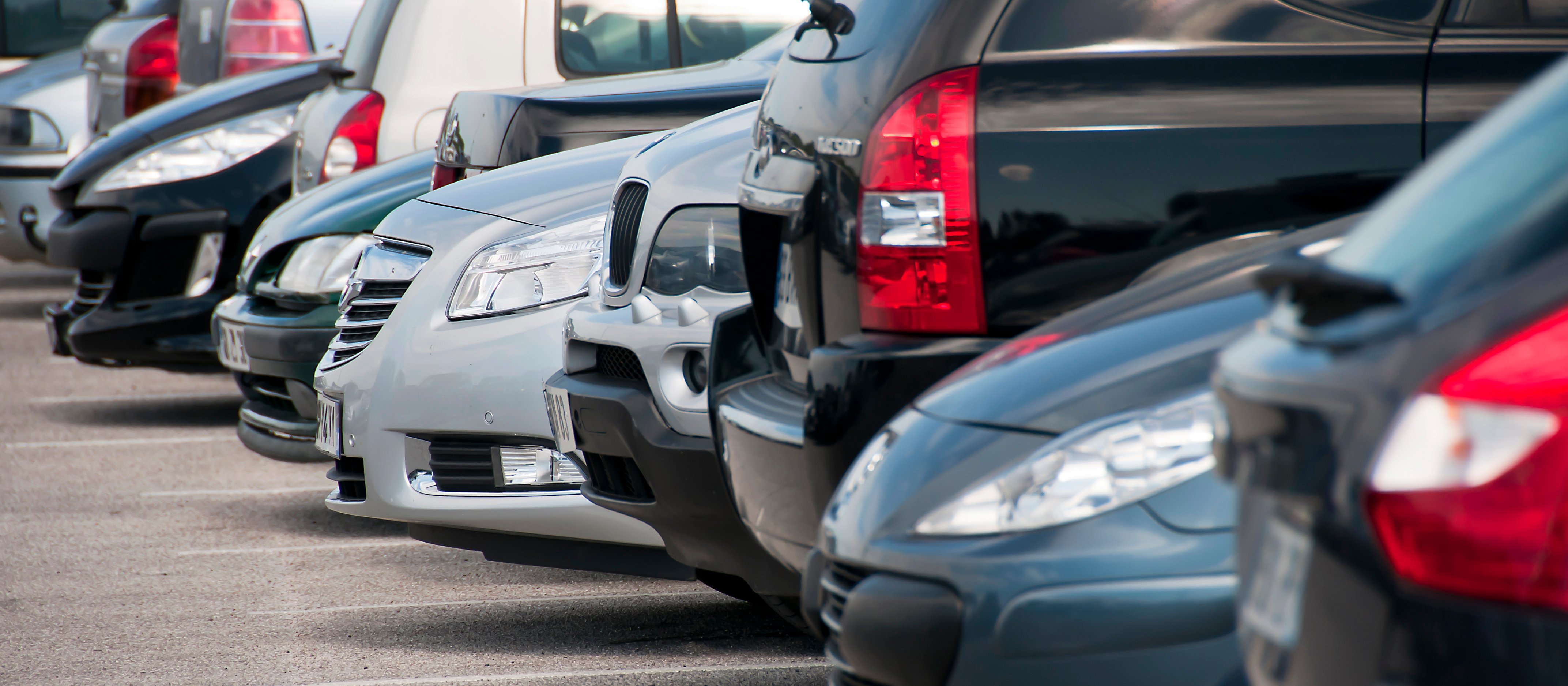 Tak miasta chcą rozwiązać problem parkowania. Powstają nowe wielopoziomowe parkingi