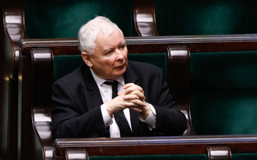 Sondaż: PiS ponad 40 miejsc w Sejmie od samodzielnych rządów