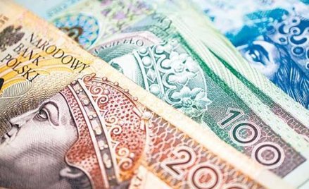 Każda wpłata na konto oznacza automatyczną spłatę części długu