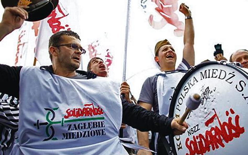 Działacze „Solidarności” z całej Polski protestowali wczoraj w stolicy przeciw drożyźnie, ubóstwu i 