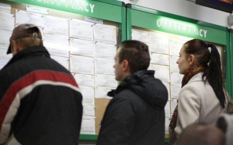 Mimo poprawy na rynku pracy spadek bezrobocia do 3 proc. jest mało realny